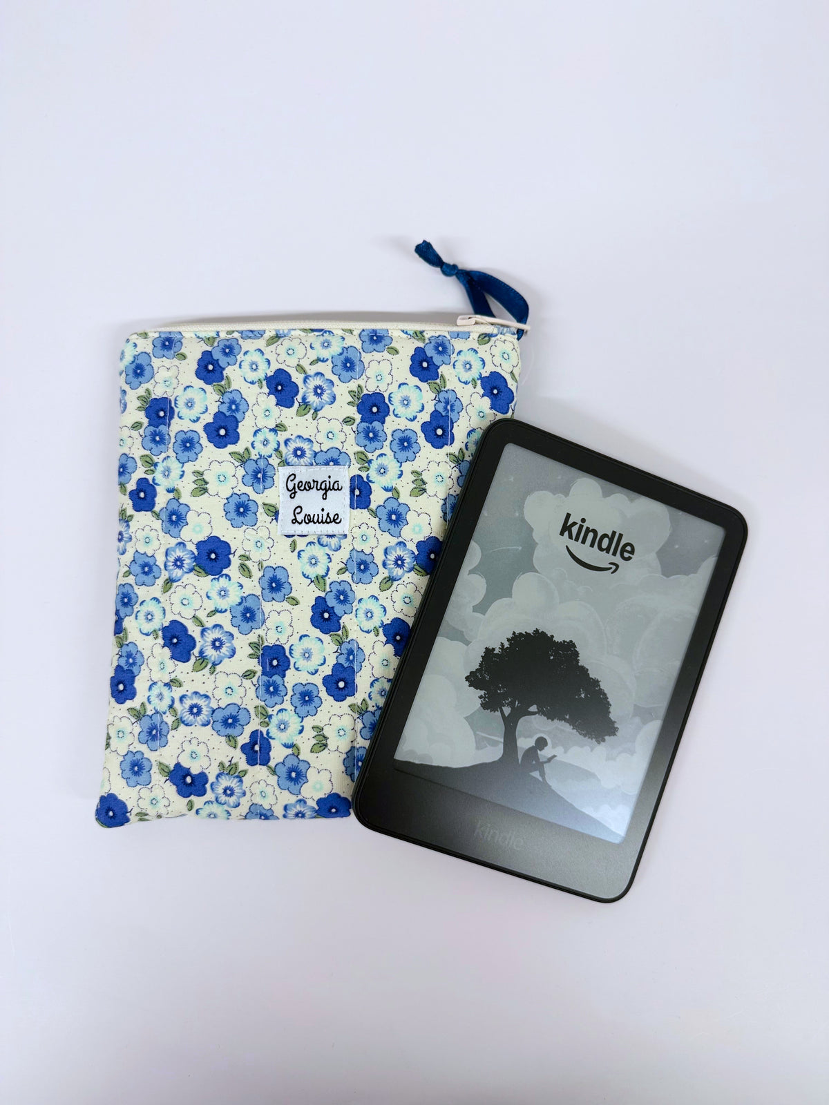 Cream Blue Floral Kindle 6 Inch Sleeve